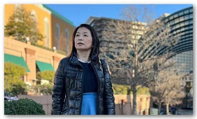 65岁日本大姨是当红AV女优，家人支持她拍“重口味剧情”